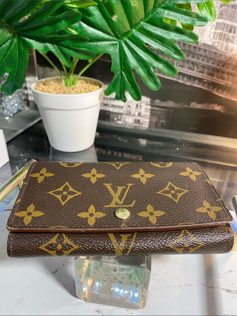 Authentic Louis Vuitton Monogram Bifold Zippy Wallet - Picture 15 of 15